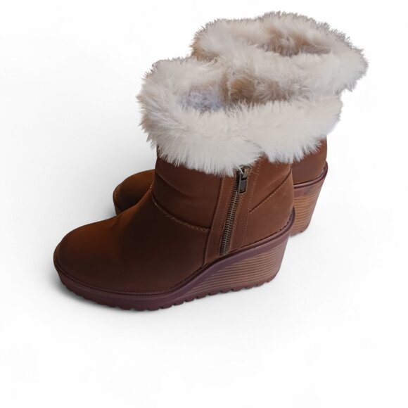 Soft Moc Natalie Women’s Winter Wedge Boots – Faux Fur Lined, Size 37 (US 6.5) - Picture 5 of 16